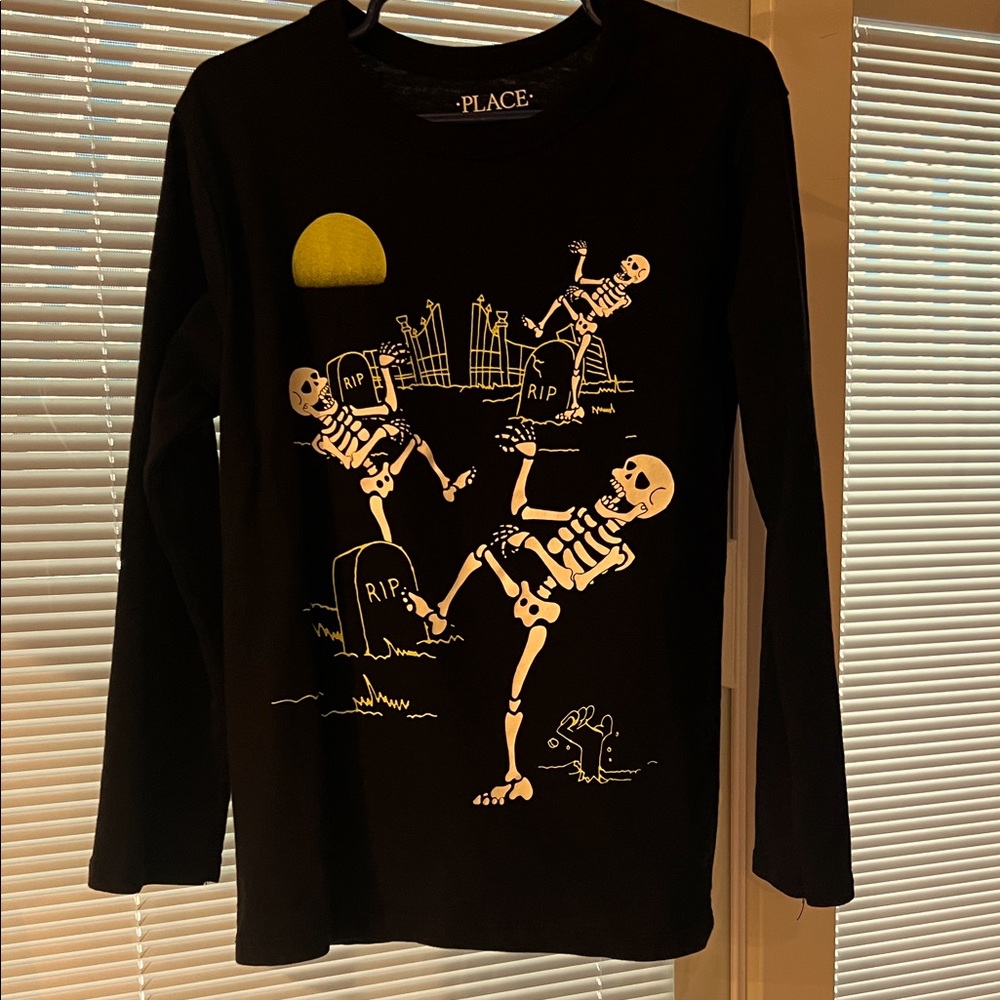 The Children's Place Black Tee with Dancing Skeletons